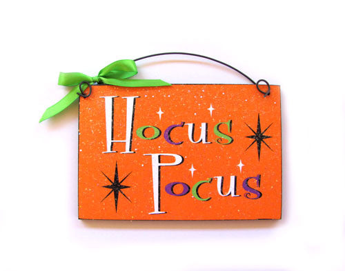Hocus Pocus mini Halloween sign.