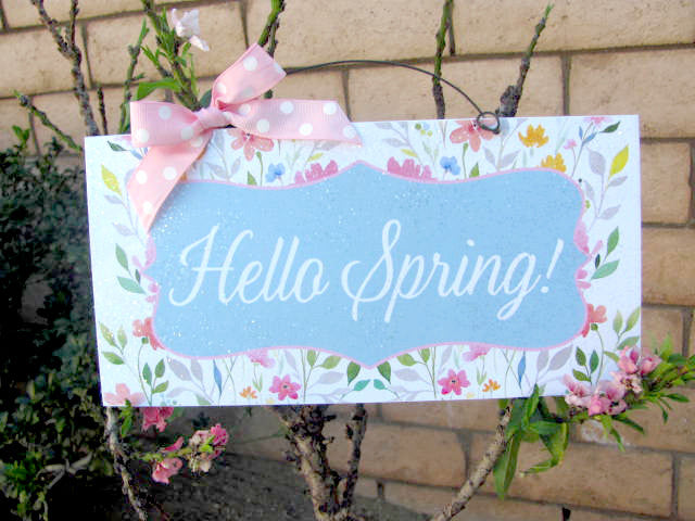 Hello Spring sign.
