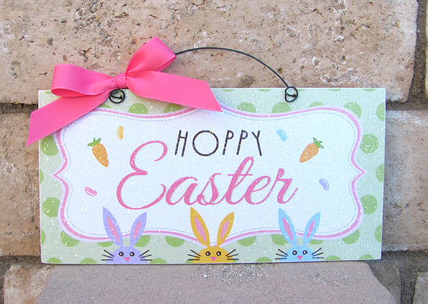 Easter sign. Hoppy Easter.