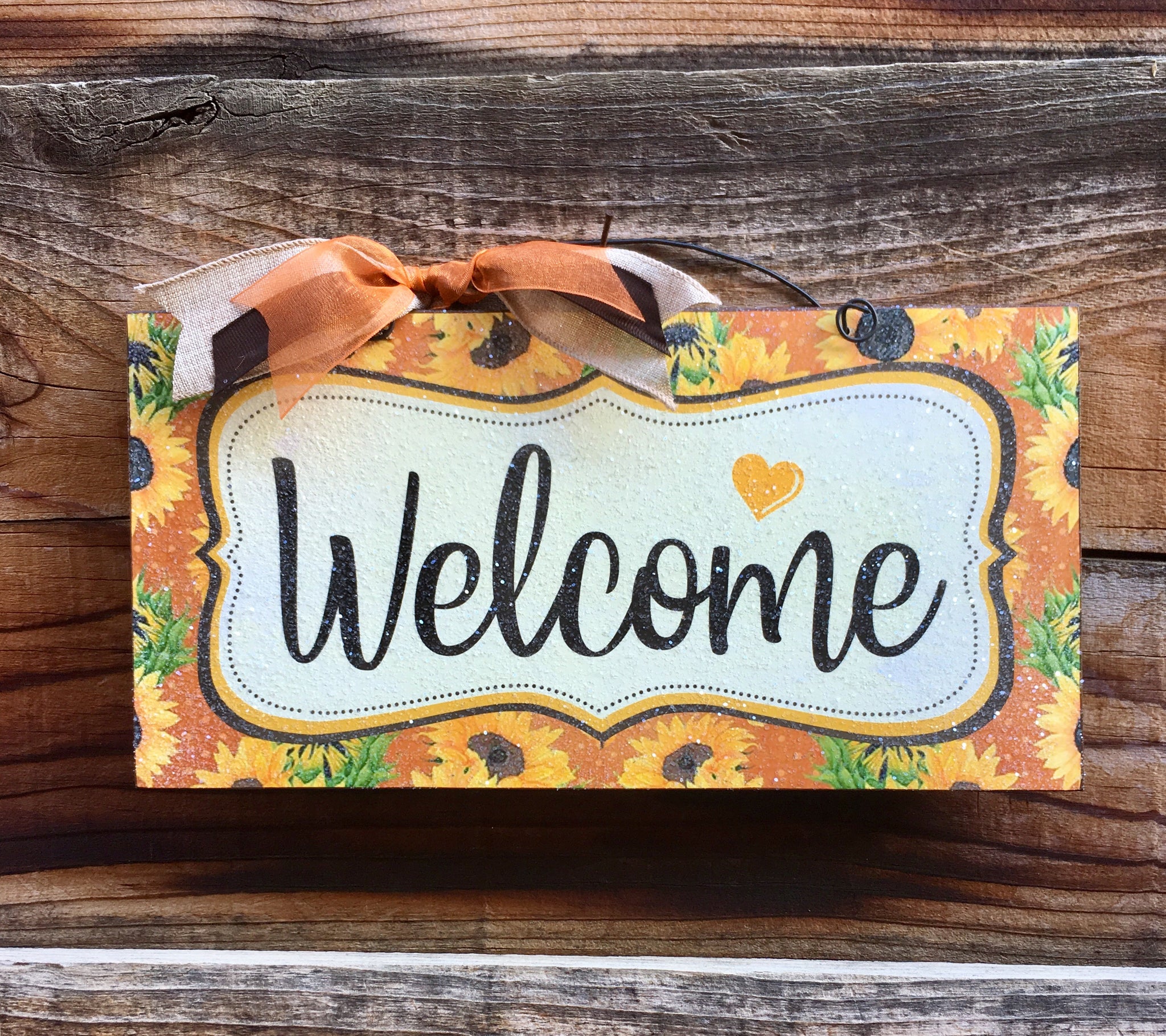 Welcome Sunflower sign.