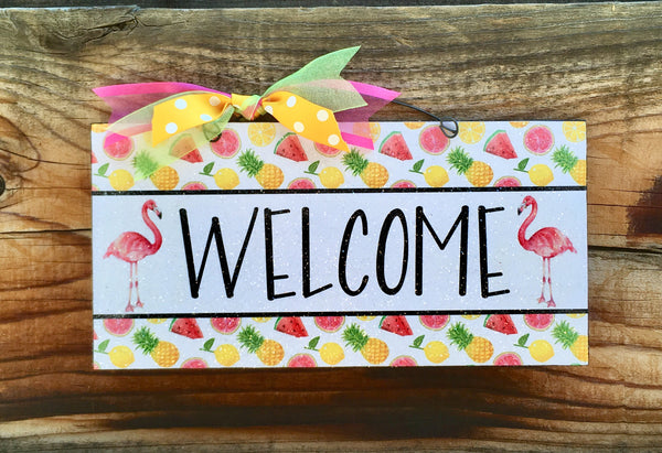 Flamingo Welcome sign. Custom text options.
